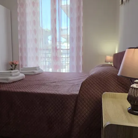Pensjonat La Maison Dello Stretto 3*