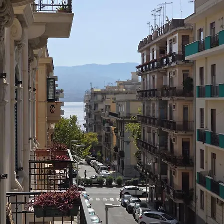 La Maison Dello Stretto Pensjonat Mesyna